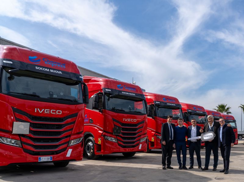 News Chemical Express viaggia su 30 nuovi IVECO S-Way impiegati per il trasporto di prodotti chimici - AUTO INDUSTRIALE BERGAMASCA