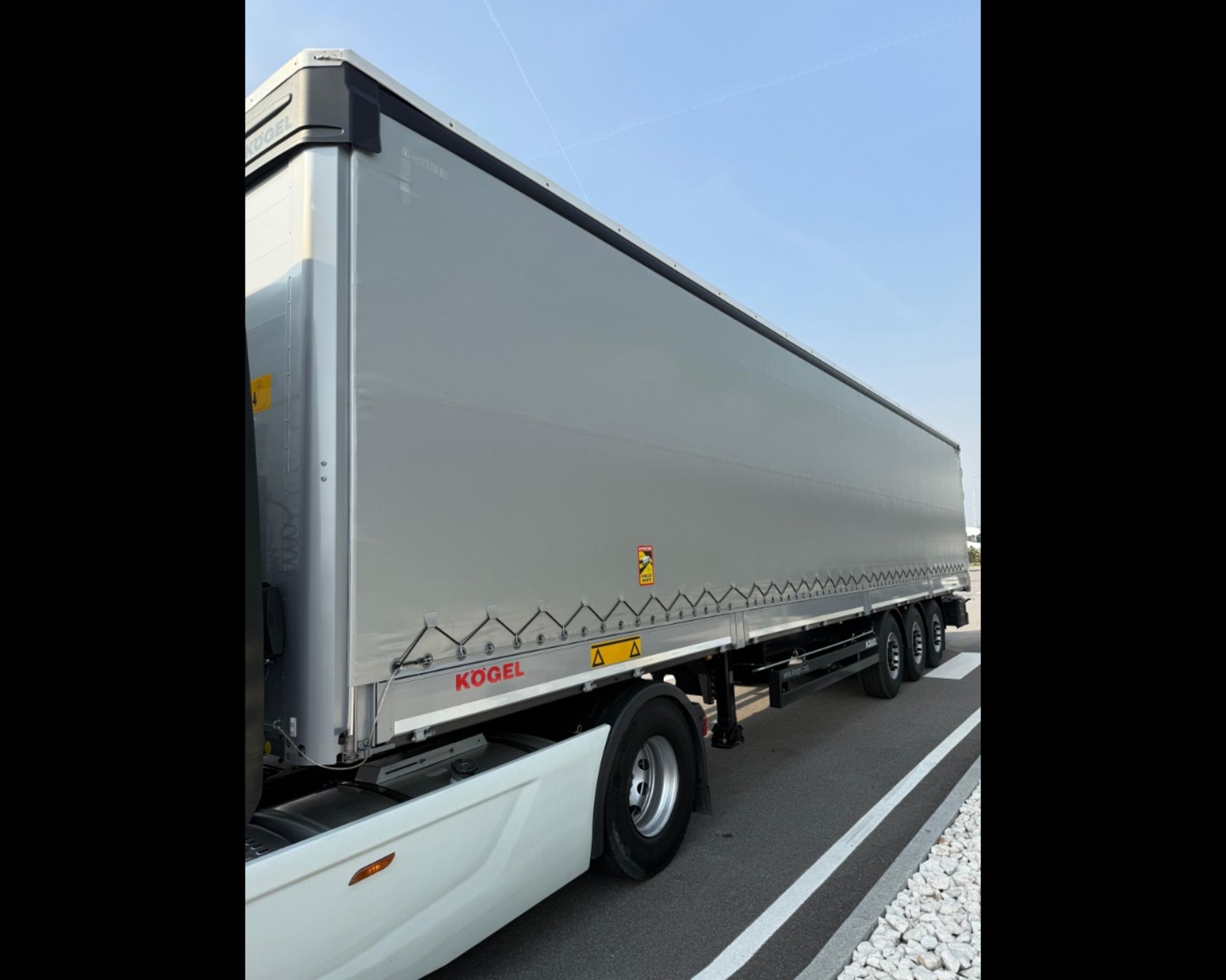 Altri marchi KOEGEL S24-1 CARGO - SEMIRIMORCHIO CENTINATO CON SPONDE - AUTO INDUSTRIALE BERGAMASCA