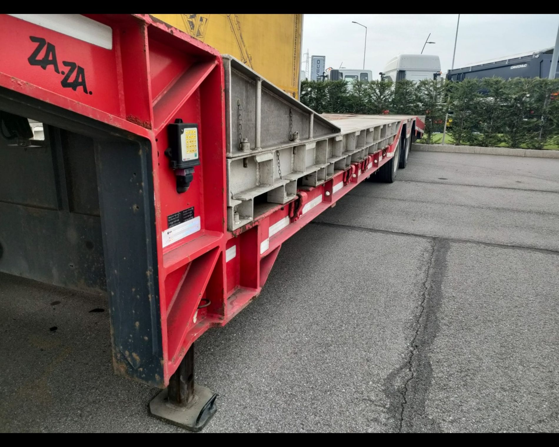 Altri marchi SEMIRIMORCHIO BERTOJA MOD. S31 - AUTO INDUSTRIALE BERGAMASCA