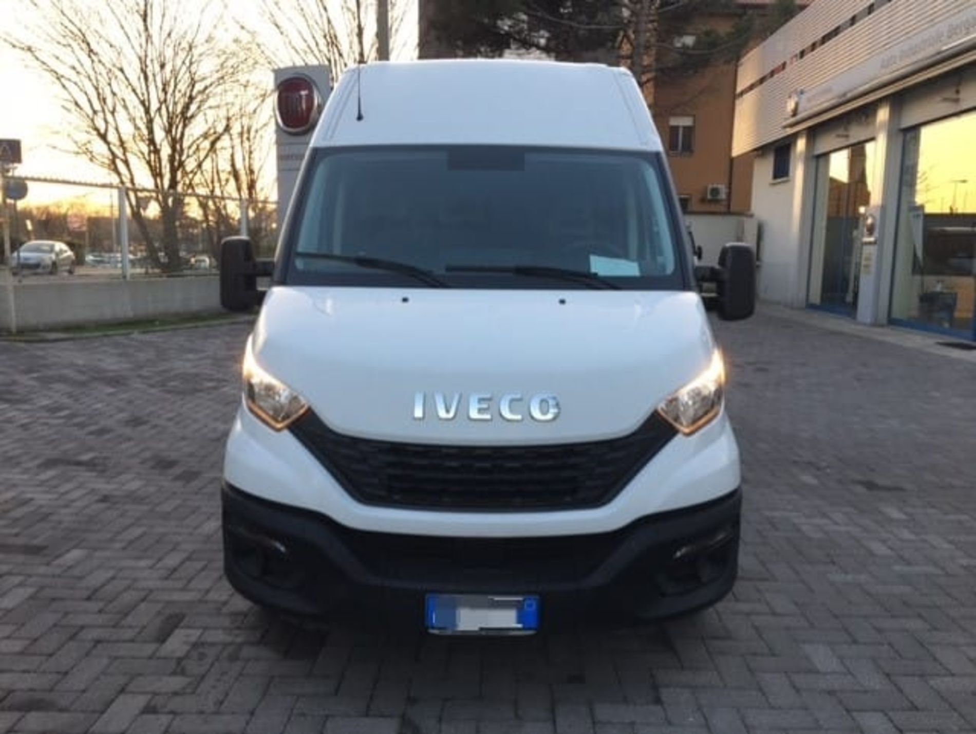 IVECO IVECO DAILY 35S14 FURGONE DOPPIA CABINA PASSO 4100mm - AUTO INDUSTRIALE BERGAMASCA