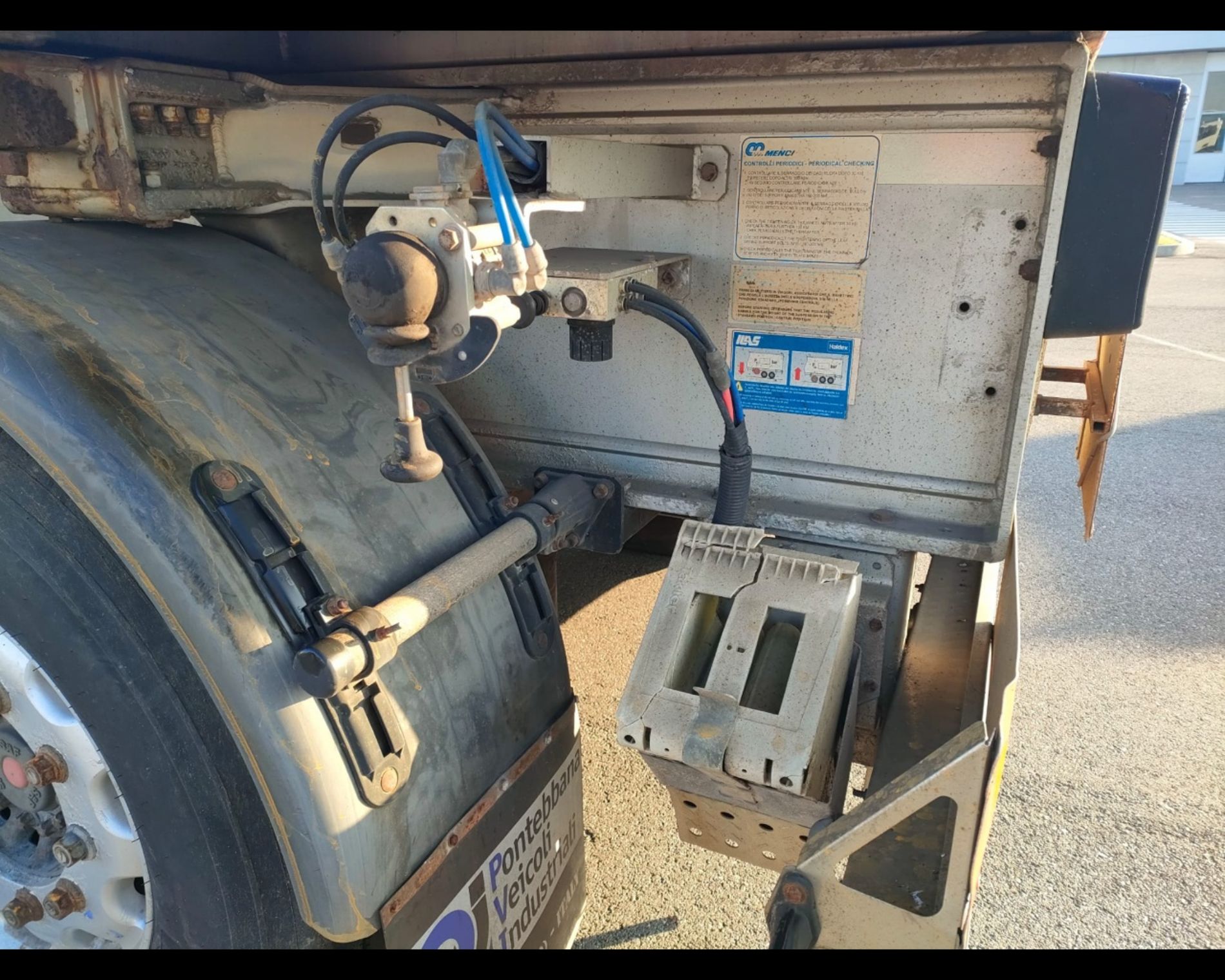 IVECO SEMIRIMORCHIO MENCI & C. SPA SL20 ROSSO - AUTO INDUSTRIALE BERGAMASCA