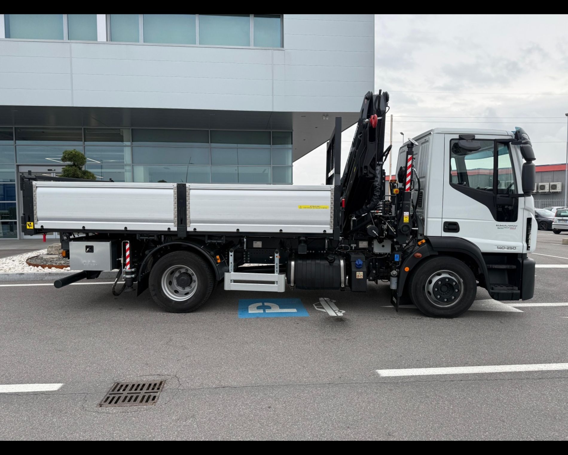 IVECO ML140E25P CAB. CC TB P.3690 6M E6E MY15 - AUTO INDUSTRIALE BERGAMASCA