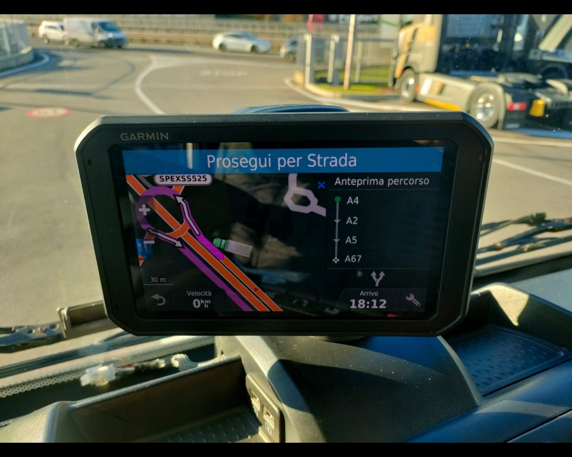 IVECO EUROCARGO 140E28P CELLA ISOTERMICA CON SPONDA RETRATTILE  - AUTO INDUSTRIALE BERGAMASCA