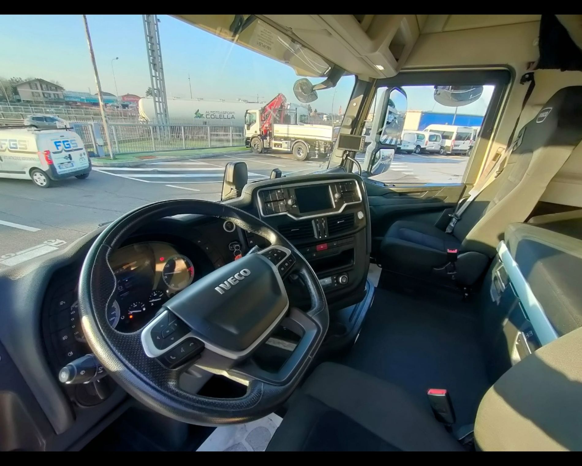 IVECO S-Way AS 440.180 - S-Way AS 440.180 4x2 C13 S49T/FP LT hi-tronix - AUTO INDUSTRIALE BERGAMASCA