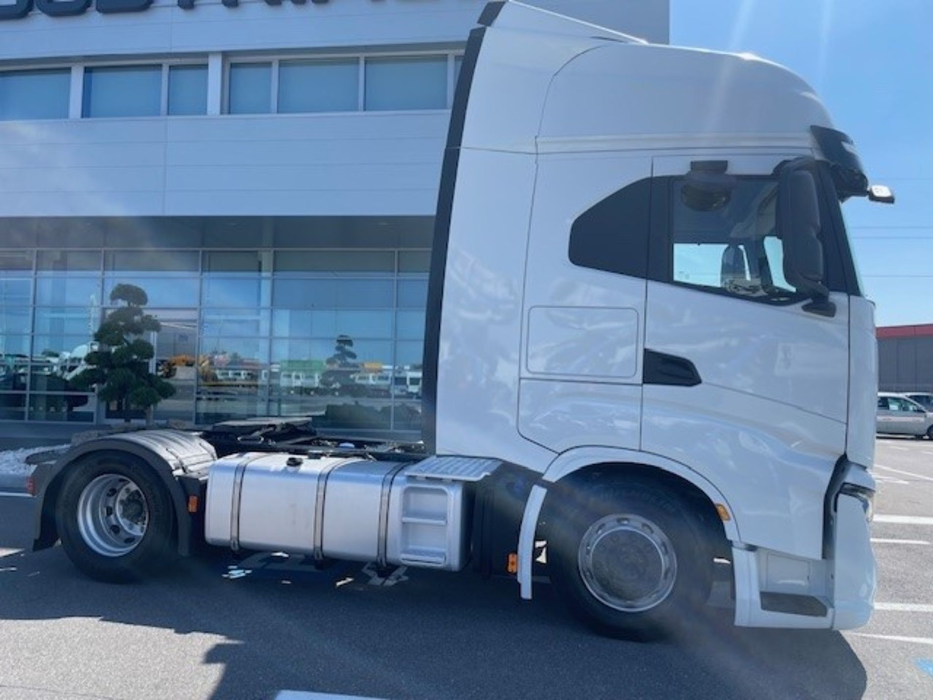 IVECO S-WAY TRATTORE 480CV AUTOMATICO INTARDER A.D.R - AUTO INDUSTRIALE BERGAMASCA