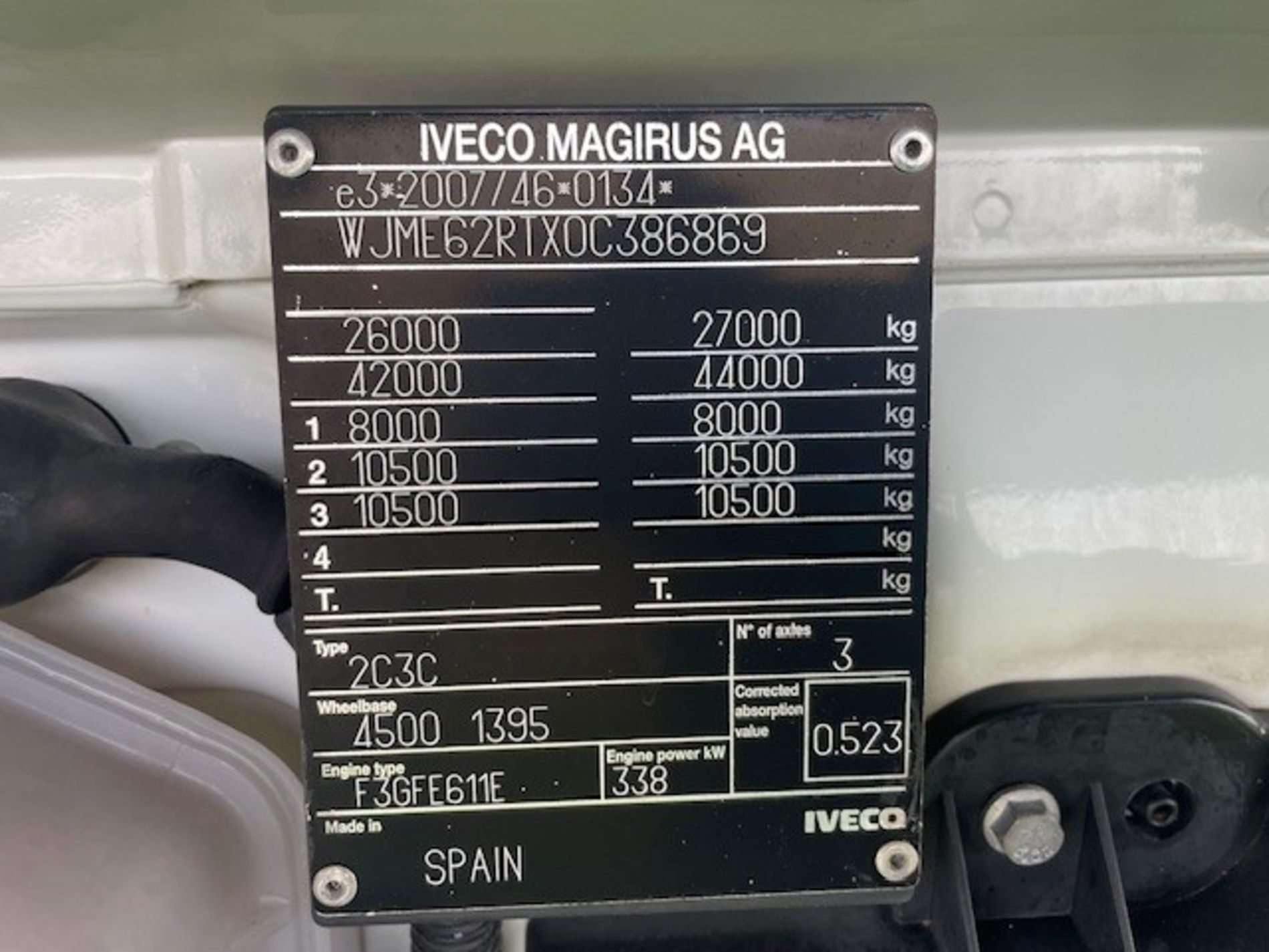 IVECO Stralis AD 260X46Y/PS E6 con gancio scarrabile - AUTO INDUSTRIALE BERGAMASCA