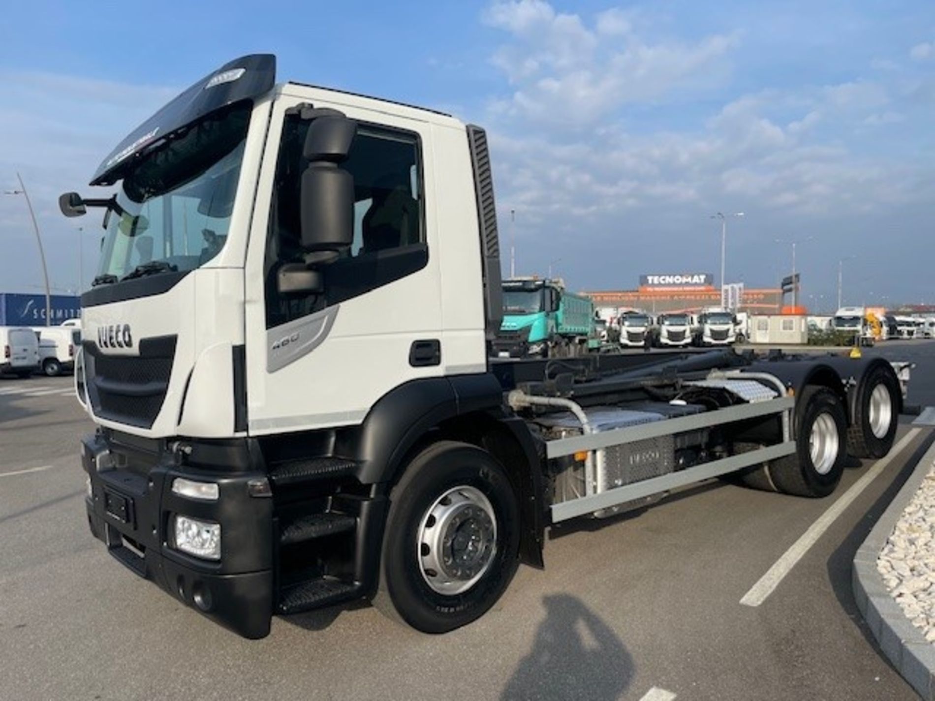 IVECO Stralis AD 260X46Y/PS E6 con gancio scarrabile - AUTO INDUSTRIALE BERGAMASCA