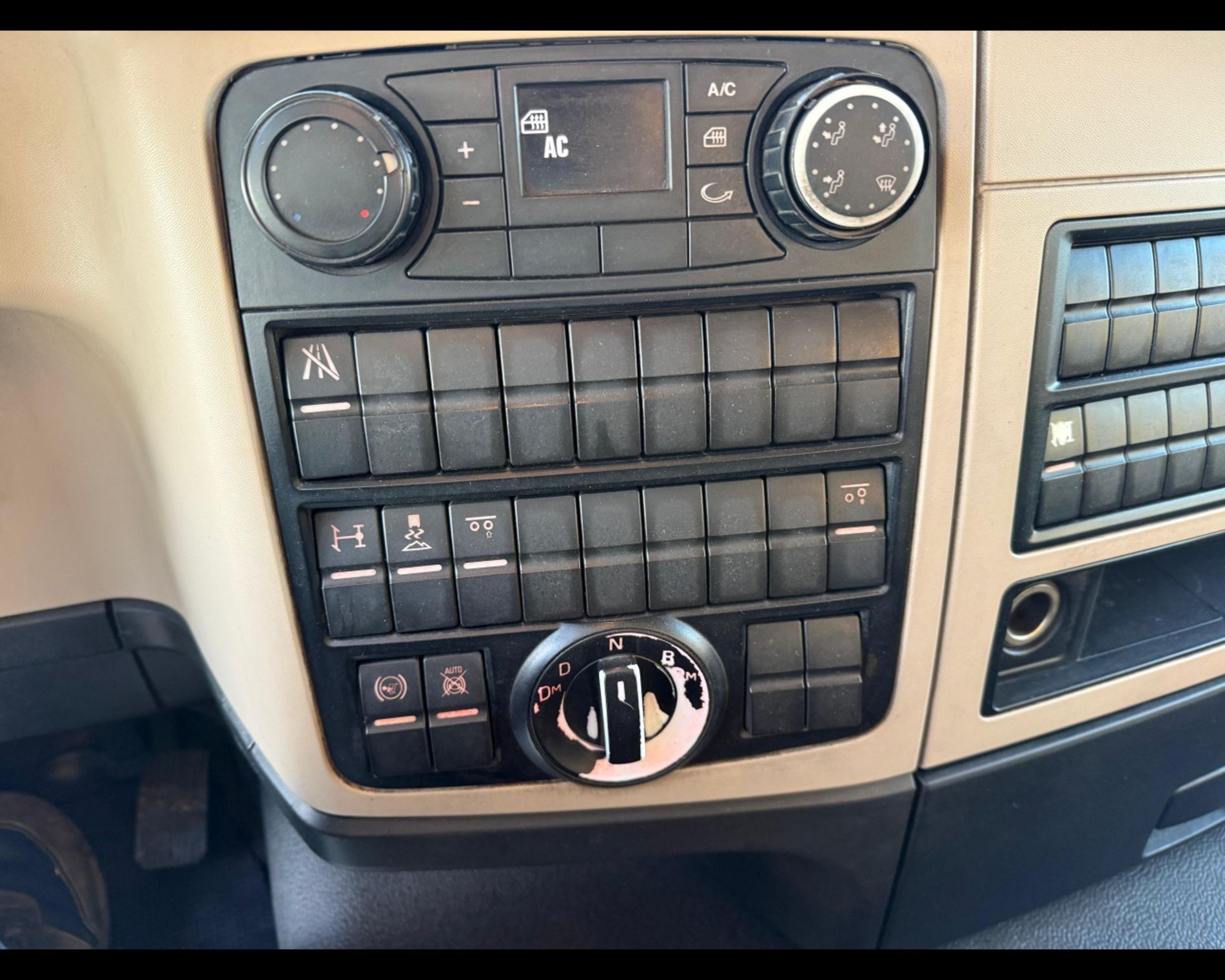 MAN MAN TGS 460CV 3 ASSI GANCIO SCARRABILE - AUTO INDUSTRIALE BERGAMASCA