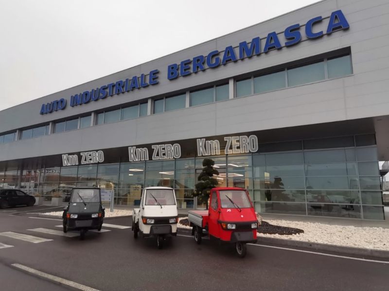 Altri marchi APE 50 TOP E4 KM ZER0 - VERDE - BIANCA - ROSSA - AUTO INDUSTRIALE BERGAMASCA